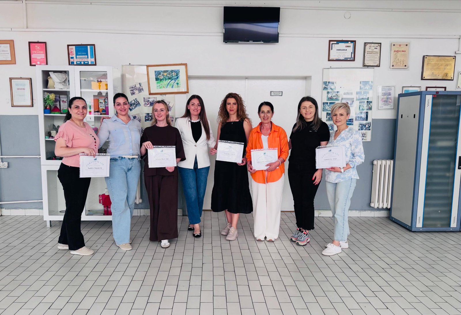 Recognition Awarded to “Kirili and Metodij” School for Its Contribution to ILPP Projects